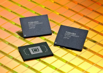 Toshiba reducirá un 30% su producción de memorias flash Toshiba reducirá un 30% su producción de memorias flash