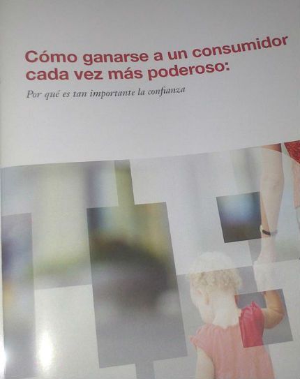 La experiencia de compra y la oferta de productos son los factores que generan la confianza del consumidor en la distribución
