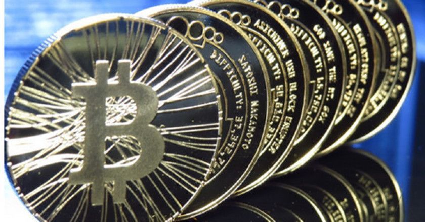 Bitcoin supera la barrera de 1.000 dólares