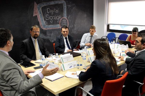 debates_digital_signage_II