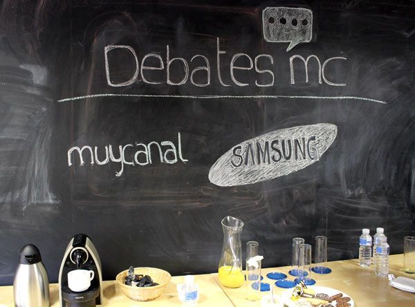 debates_digital_signage_II_1