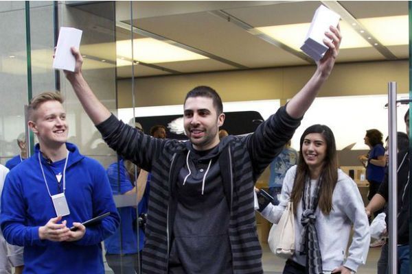 apple_filas_iphone_6_primero