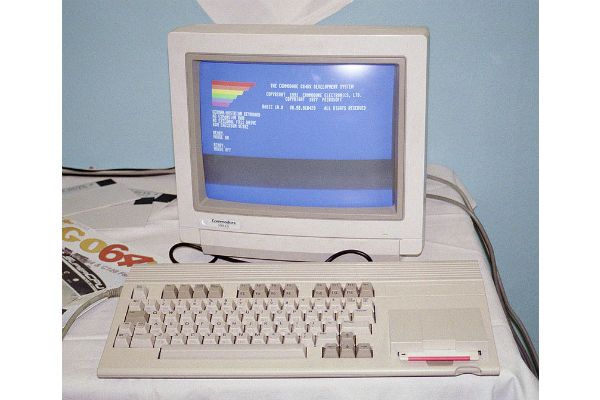 ebay_commodore_65