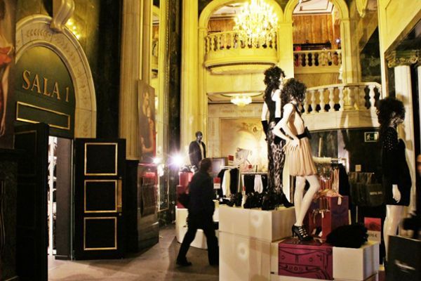 tienda_gran_via_cine