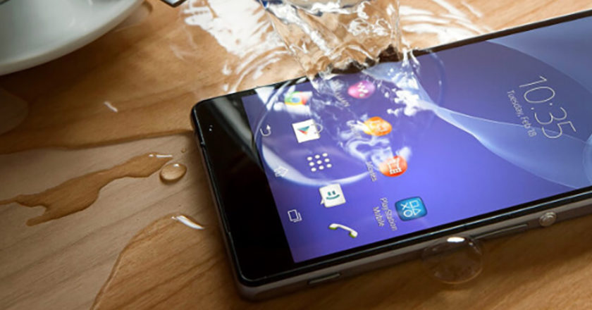 smartphone_avería_agua