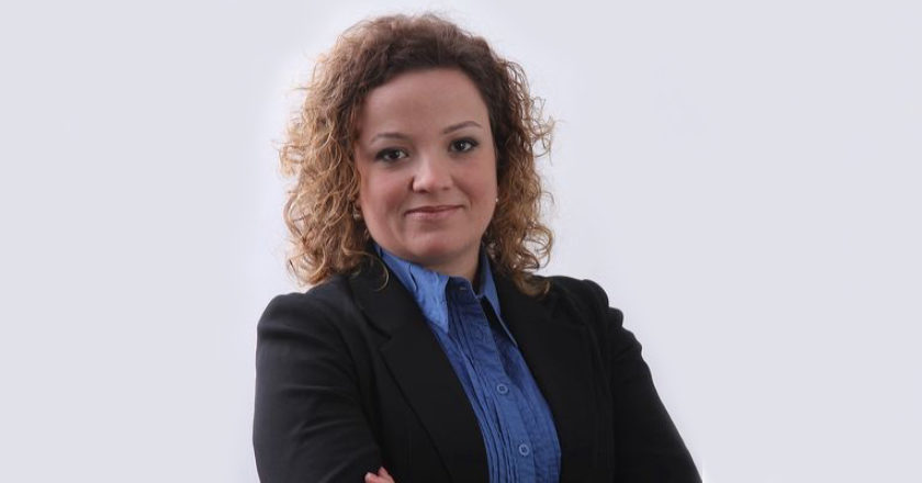 apc_schneider_carolina_cardoso