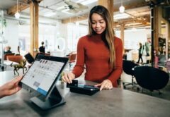 retail phygital
