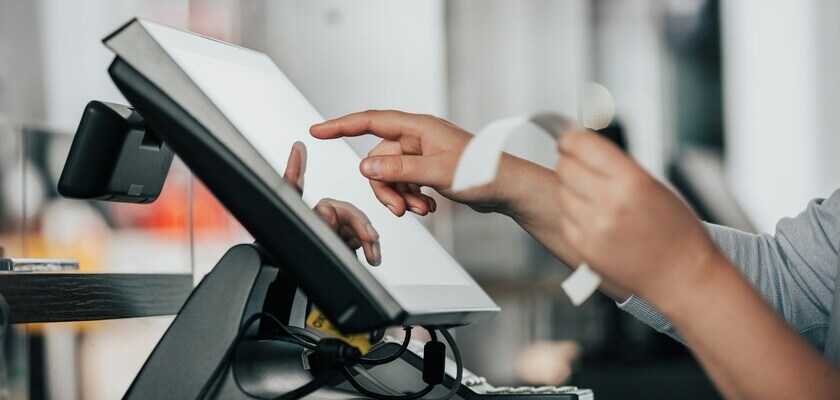 Los retailers apuestan por la IA, pero no quieren dejar atrás el toque humano