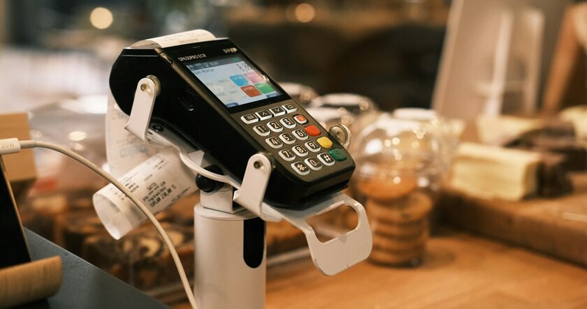 53% de minoristas asegura que la banca tradicional frena sus ventas en Black Friday y Navidad