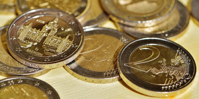 La UE aplicará un arancel de 3 euros a paquetes de fuera de la UE de menos de 150 euros