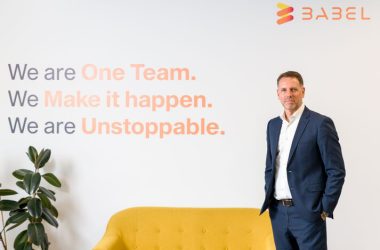 Babel se hace con Anadat para reforzar su presencia en el mercado español