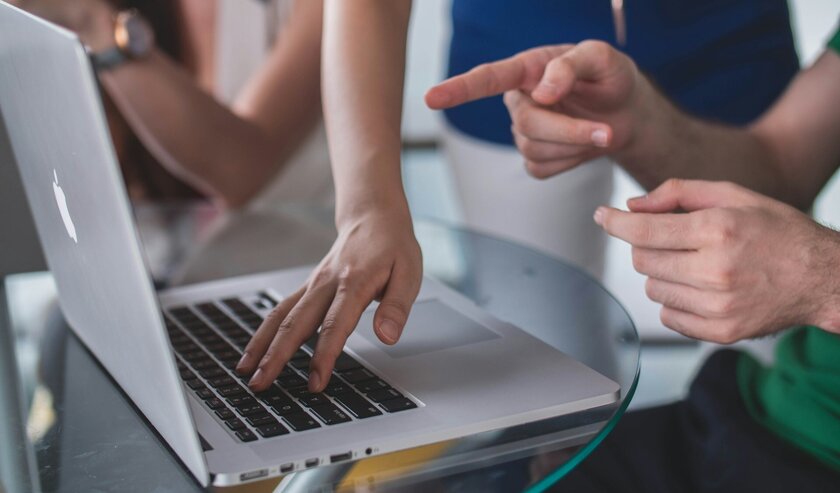 La mayoría de empresas europeas han adoptado la IA, pero no son capaces de gobernarla