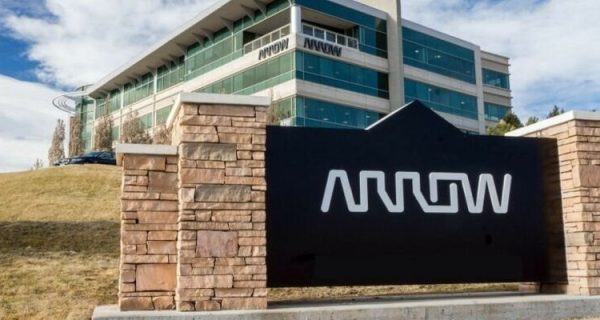 Arrow firma un acuerdo de distribución para EMEA con Motorola Solutions