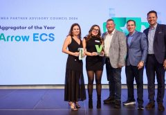 Veeam Award arrow