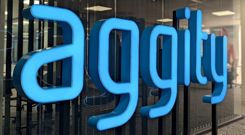 aggity entra en defensa con la compra de Bluenest a Globalvia