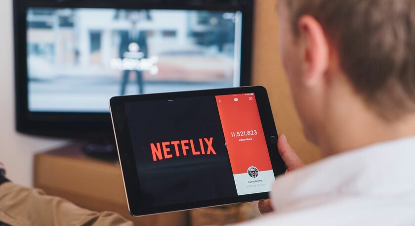 Cuáles son las suscripciones digitales que priorizan mayores de 45, millenials y Gen Z