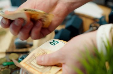 La inversión de usuarios finales en modelos y plataformas de IA crecerá un 63% en 2026
