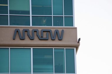 Arrow distribuirá todo el catálogo de productos de HPE en EMEA