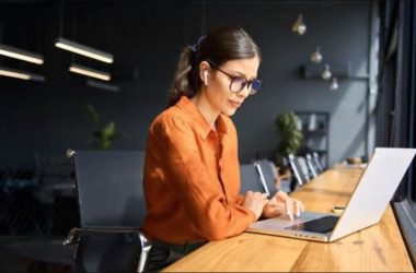 Los cuatro errores que empeoran la experiencia del puesto de trabajo digital